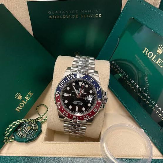Rolex GMT-Master II “Pepsi” – Oyster Perpetual Date